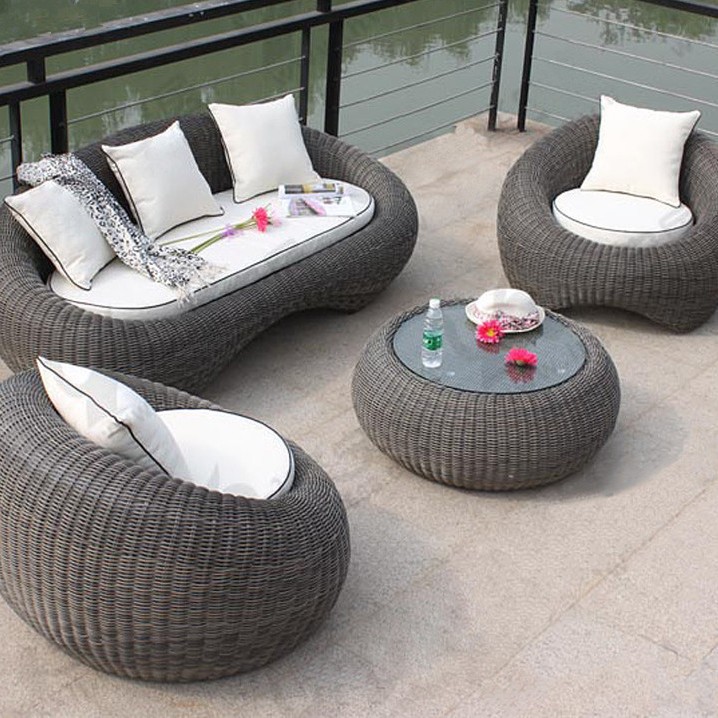 Muebles de ratán Silla de ratán sofá combinación de mesa de café sofá al aire libre Hotel balcón patio sofá impermeable