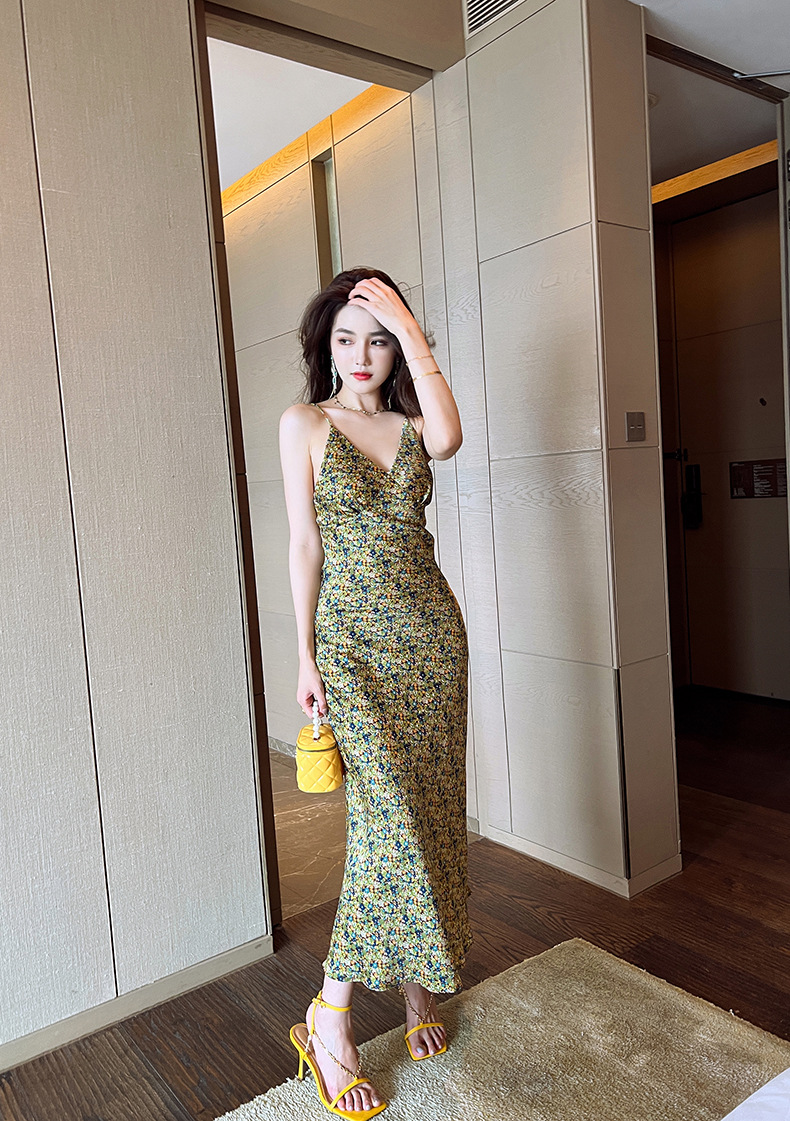 A2569 870K ÁO HAI DÂY NỮ CHOTDNG MÙA HÈ HỌA TIẾT HOA HAI DÂY HỞ VAI THỜI TRANG NỮ G03 SẢN PHẨM MỚI