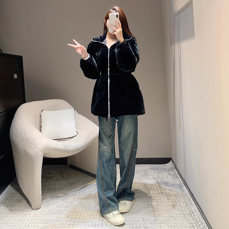 Shenzhen Nanyou High-end Original Single PD Home Autumn and Winter Thickened Warm Triangle Label Decorative Real Velvet Down Jacket Women Shenzhen Nanyou High-end Original Single PD Home Autumn and Winter Thickened Warm Triangle Label Decorative Real Velvet Down Jacket Women