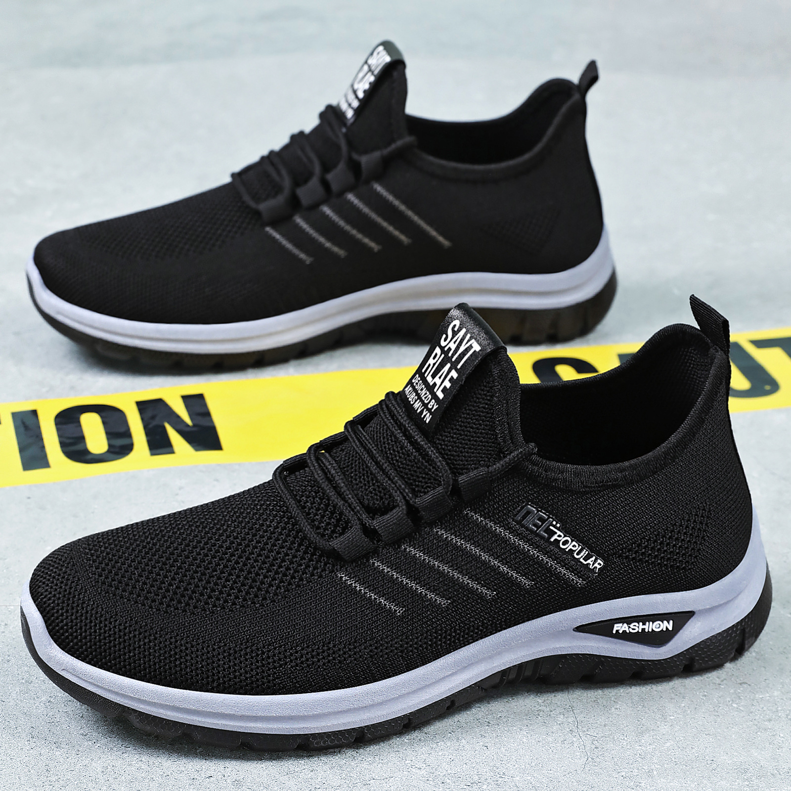 Zapatos deportivos de pareja zapatos de hombre de tamaño grande zapatos de primavera de tela transpirables zapatos casuales con lazos superficiales zapatos de sola suave