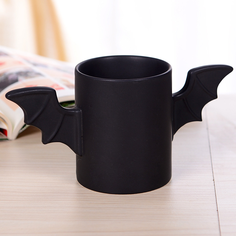 Reino Unido Bat Mug creativo Batman taza de cerámica dibujos animados Batman alas 3D taza de agua taza de café