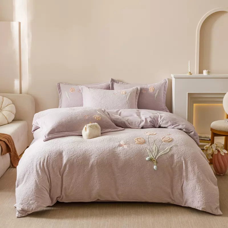秋冬奶芙绒提花刺绣四件套加厚保暖牛奶绒郁金香被套床单款床笠式