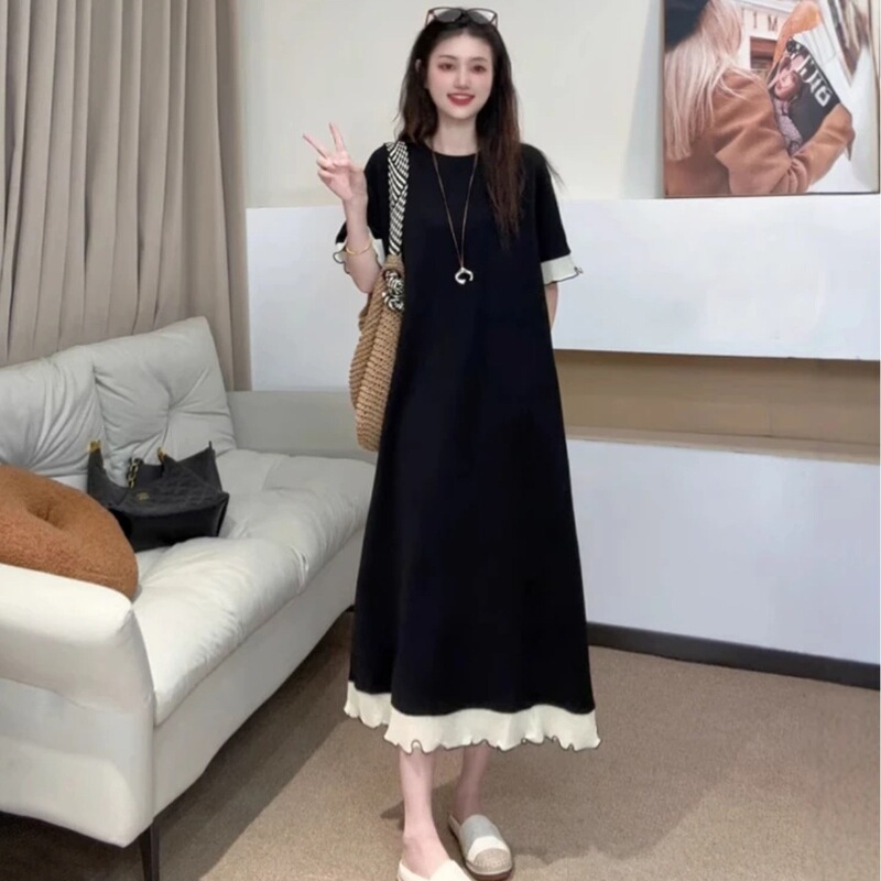 Plus-Size Summer Dress with Color-Blocking and Ruffled Edges, Elegant and Slimming Long Dress for Women 120kg Plus-Size Summer Dress with Color-Blocking and Ruffled Edges, Elegant and Slimming Long Dress for Women 120kg