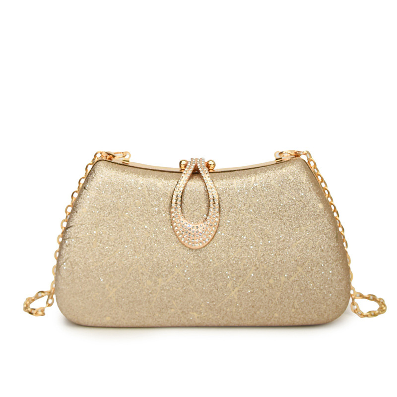 Este año, bolsos populares, bolsos de mujer, bolsos de verano de 2024 nuevos bolsos de cinturón de cadena universal, bolsos de mano únicos, bolsos de oro.