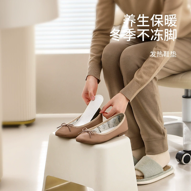 Зимние самонагревающаяся стелька теплая наклейка для ног артефакт зимой