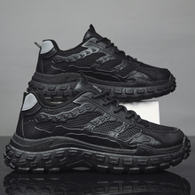 劳保鞋男冬季透气耐磨防滑轮胎底工作鞋男士黑色运动增高老爹潮鞋