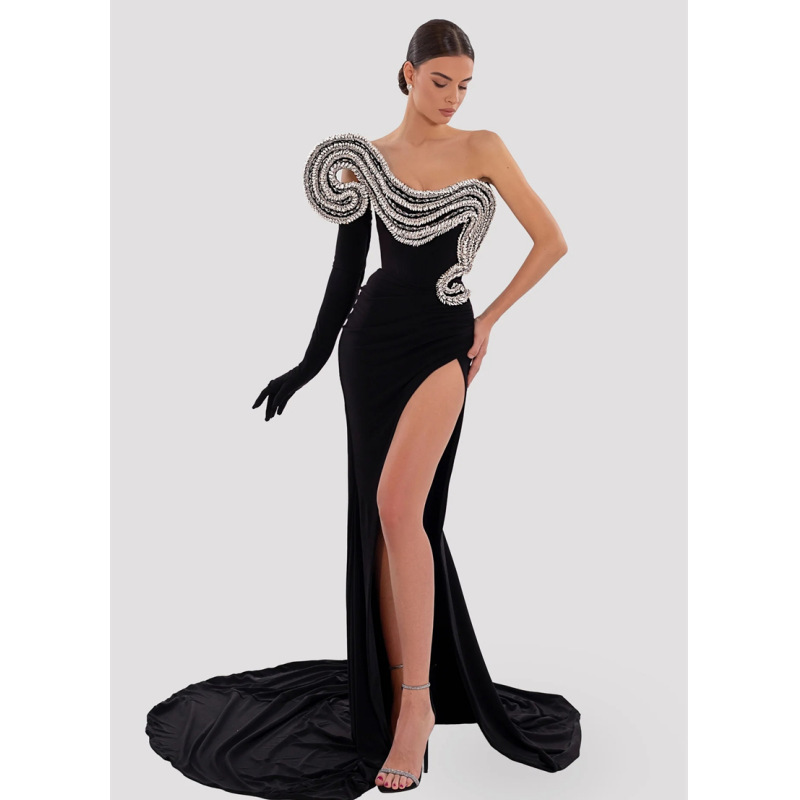 Foreign trade rhinestone modeling design high split single shoulder sleeveless black dress ladies dinner red carpet dress