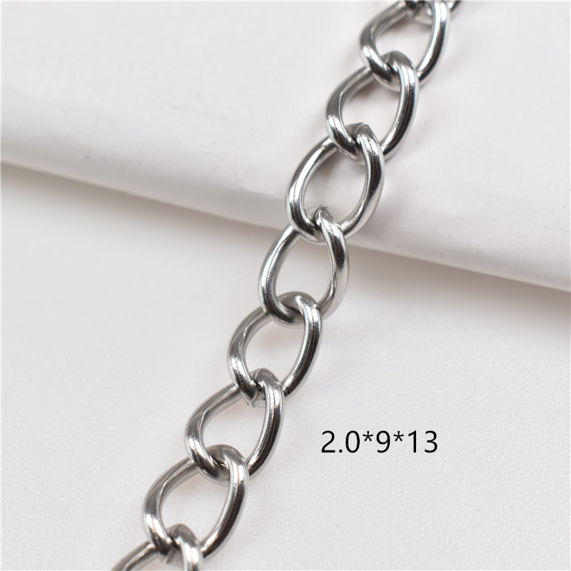 Botones de ocho caracteres, tiras de cadena DIY decoradas con vallas publicitarias de cadena retorcida de acero inoxidable, cadenas colgantes, jeans, ropa colgante, cadenas metálicas