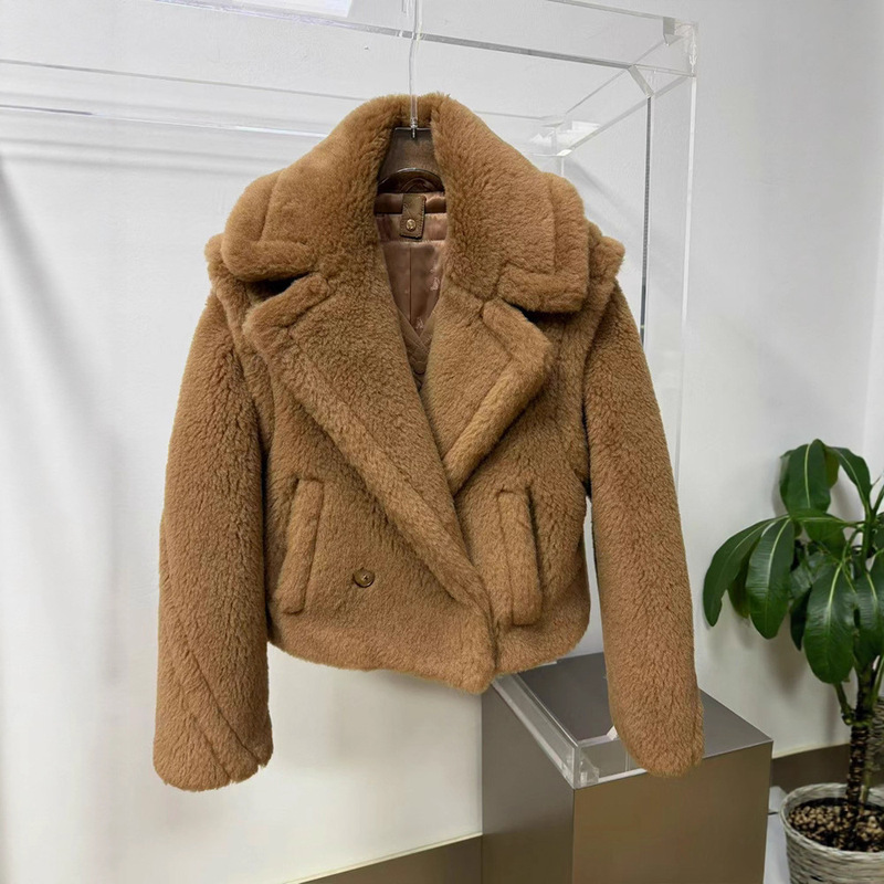 Max Home 2025 New Autumn and Winter Fur Teddy Bear Two-Piece Outwear Short Camel Velvet Small Outwear for Women