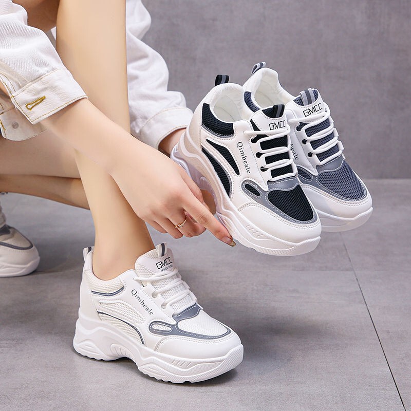 Spring and Summer New Women's Shoes Thick-soled Student Mesh Fashionable Breathable Lace-up White Shoes Running Mountaineering Single Sandals Spring and Summer New Women's Shoes Thick-soled Student Mesh Fashionable Breathable Lace-up White Shoes Running Mountaineering Single Sandals