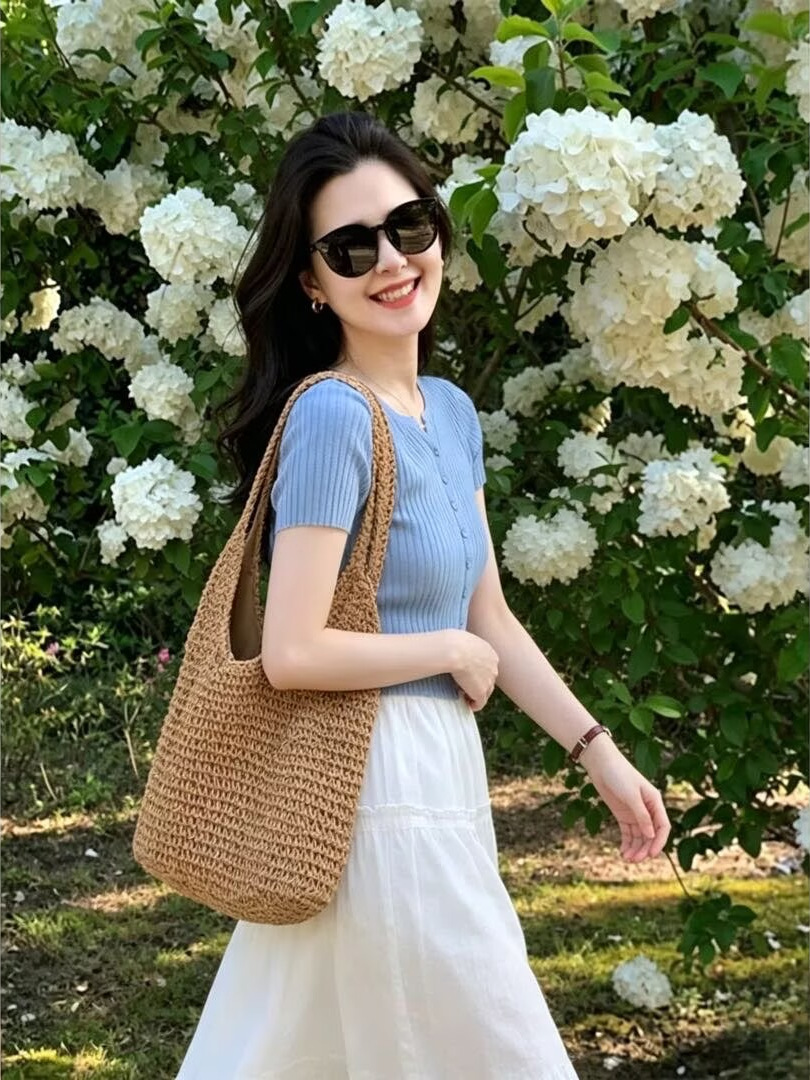 Áo thun ngắn tay nữ dệt kim cardigan chất liệu lụa băng mát mẻ, thiết kế ôm sát — Màu xanh da trời