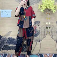 �������ļ�Ů�b���b����a���ɶ��䋌���b�ڶ����@�݃ɼ���