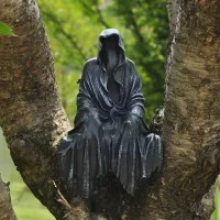 Animation Wholesale Game Peripherals Mysterious Man in Black Sitting pose of the Ringwraith King Dark series bagged figure model