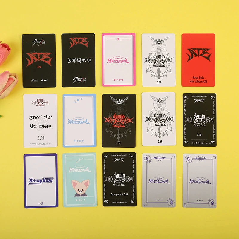 Картка малого размера (STRAY KIDS) ATE World Tour Seoul Collection, 5.4×8.6 см, коллекционные варианты