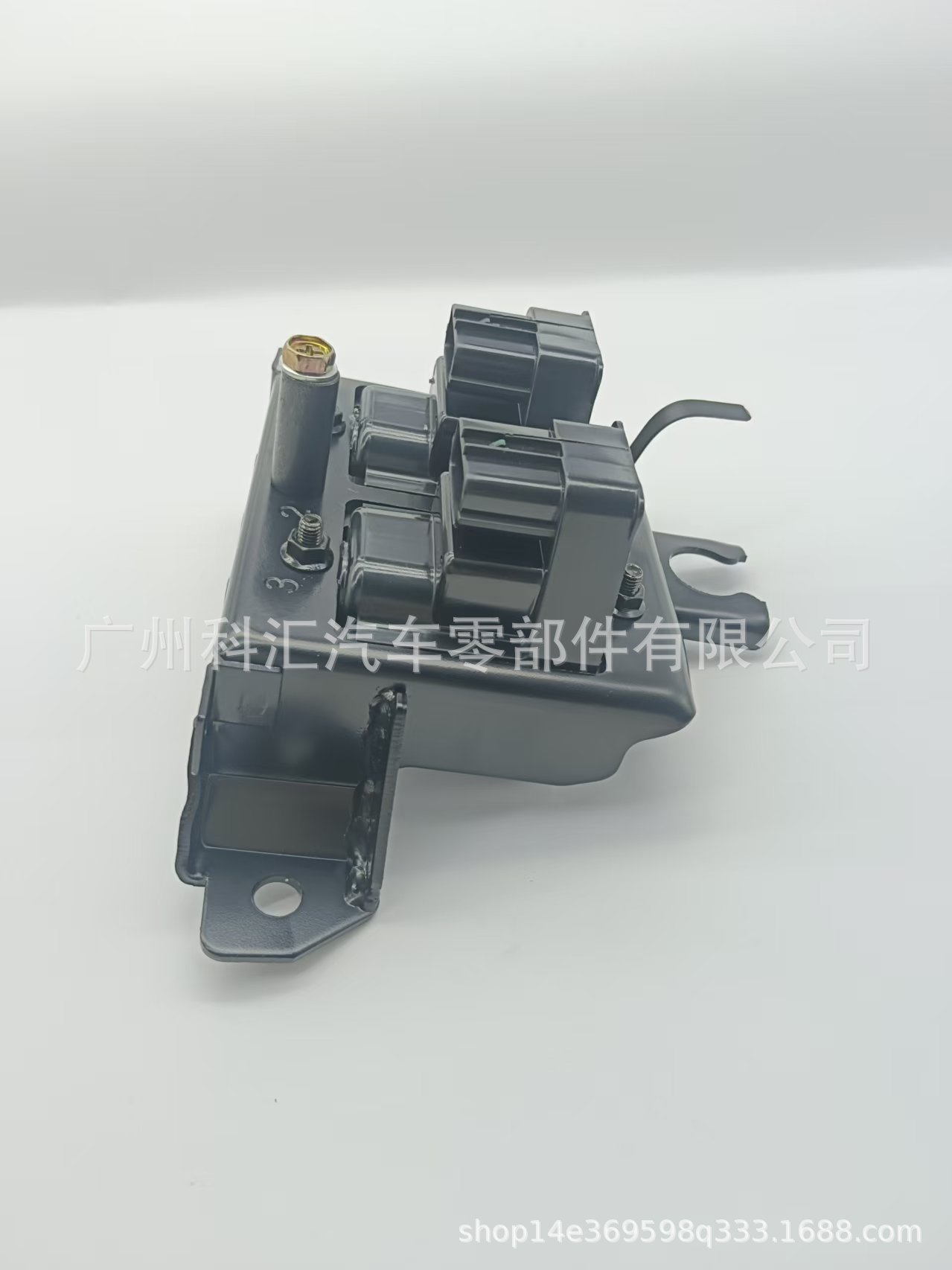 Cross-border factory price ignition coil UF258 88921326 BPE81810X BPE81810XA Mazda