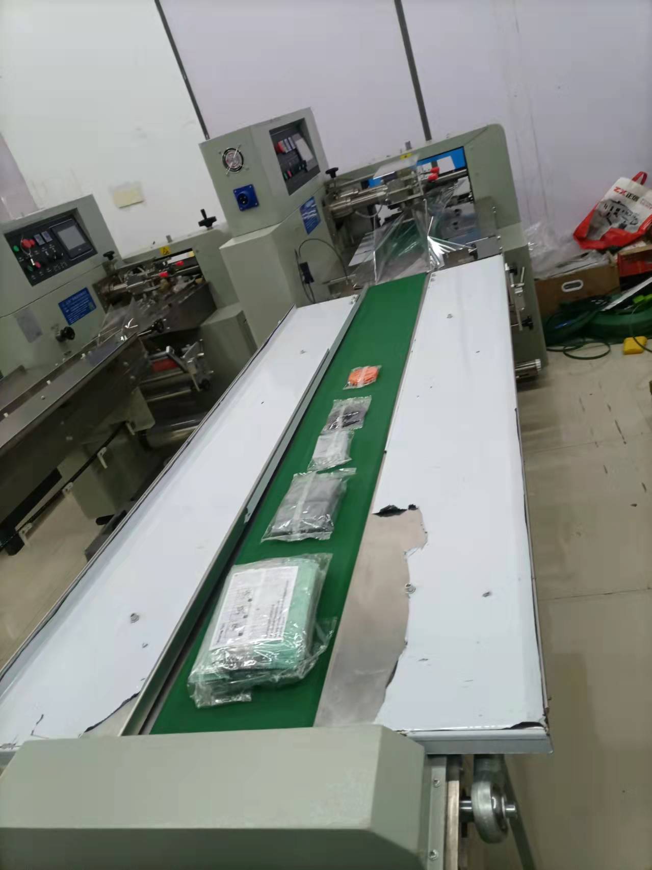 600枕式机整机体