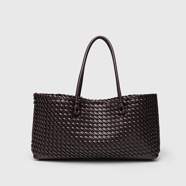 Hot-Selling 2025 Summer New European and American Niche Commuter Woven Handbag Fashion Large Capacity Tote Bag