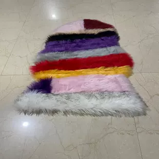 Коврик из искусственной овечьей шерсти цельный разноцветный