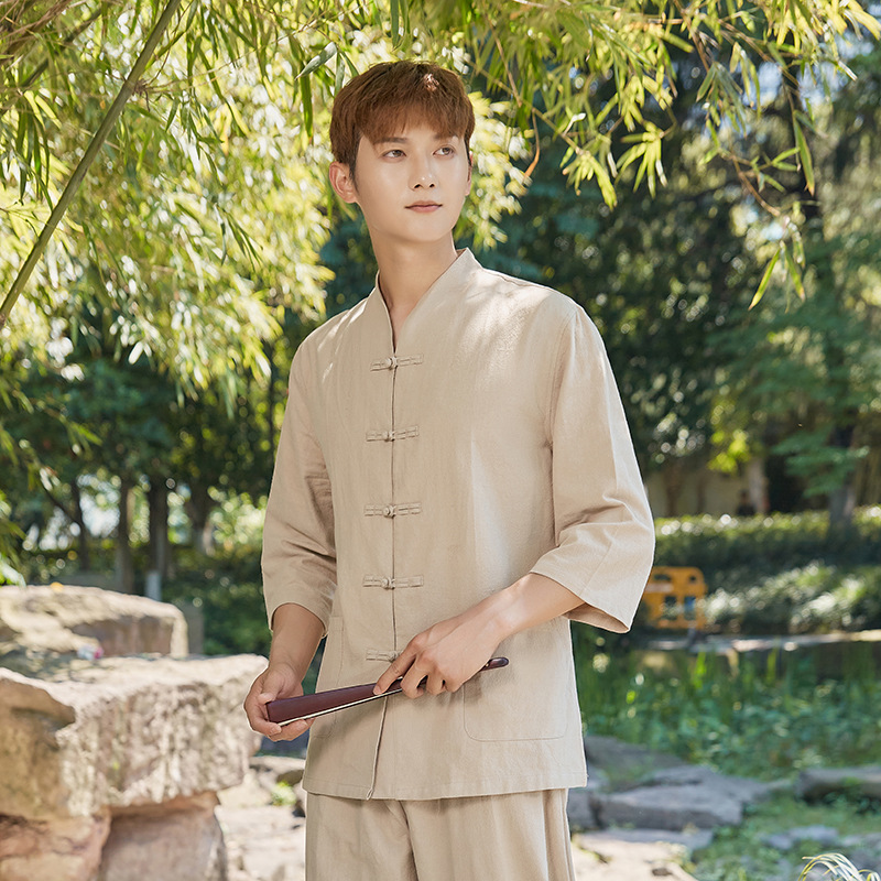 Мужской костюм с рукавом три четверти цвета хаки