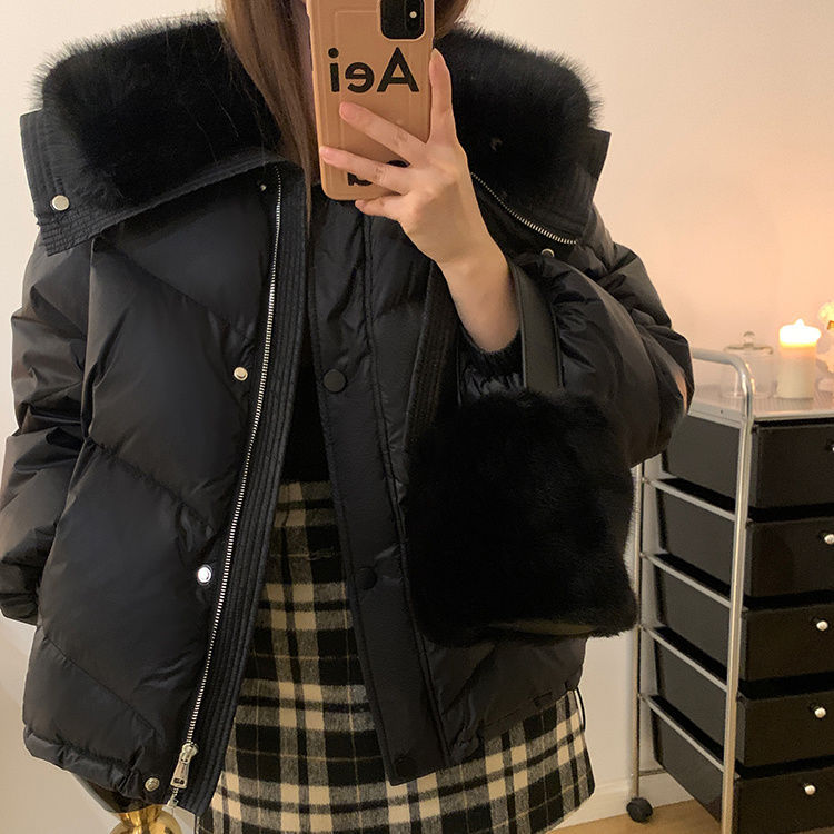 검은색