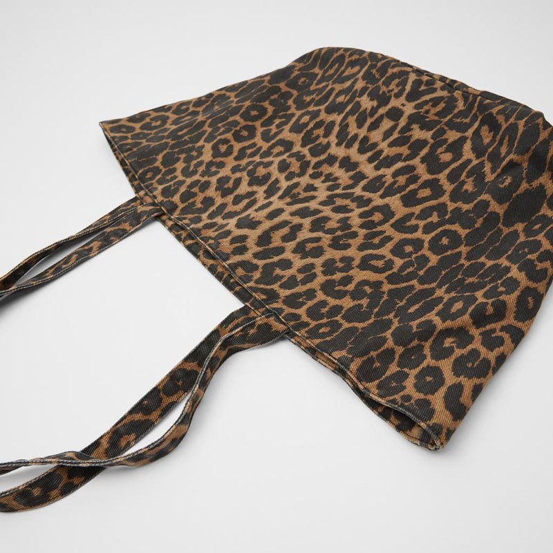 Zjia bolso de mujer 2023 nuevo producto moda salvaje estampado de leopardo tela de gran capacidad bolso de compras portátil de un solo hombro