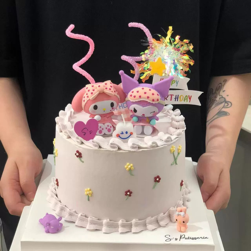 Pajama Sweetheart Kuromi Melody Cake Decoration Ornaments Children's Birthday Party Sanrio Doll Inserts Pajama Sweetheart Kuromi Melody Cake Decoration Ornaments Children's Birthday Party Sanrio Doll Inserts