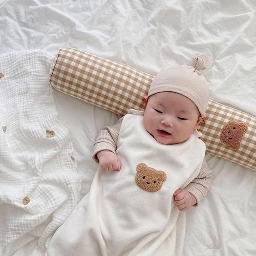 INS Teddy Bear Baby Cylindrical Bed Rail Baby Anti-Collision Side Sleep Pillow Leg Holder Soothing Hug Pillow Washable