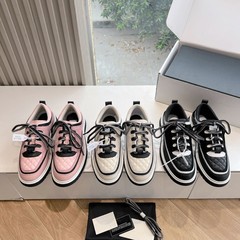 高定版の休暇のタイプはカジュアルな靴の小さい香りの風を合わせて色を合わせます。