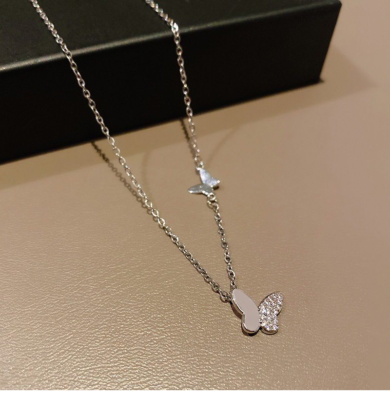 Micro-Inlaid Butterfly Titanium Steel Necklace Retro Clavicle Chain
