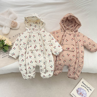 Baby Clothes, Winter Clothes, Quilted Warm Onesies, Cotton Clothes, Stylish Baby Hooded Thickeneded Clothes for Going Out in Autumn and Winter