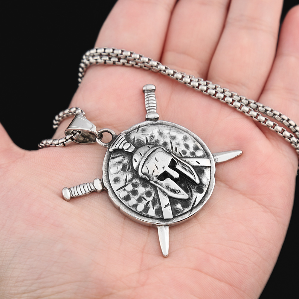 Collier Pendentif Masque Guerrier Spartiate Acier Inoxydable_voghion.com