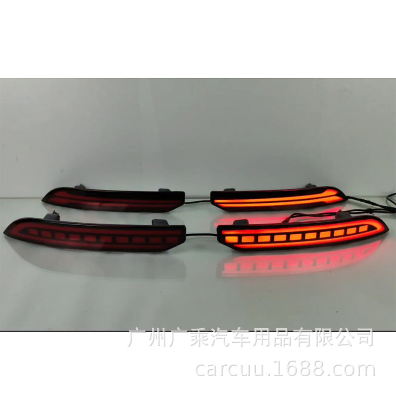 Aplicable a Jeep Grand Cherokee 2021 - 24 lámpara de barra trasera LED luz trasera de agua corriente luz de dirección luz de niebla