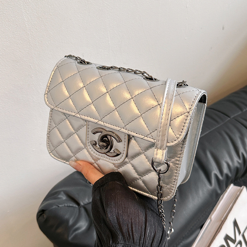 Bolso de Mujer de Lujo Ligero, Nuevo Modelo 2026, Bordado, Acolchado, con Cadena, de Hombro y Cruzado, Bolso Cuadrado Pequeño para Mujer