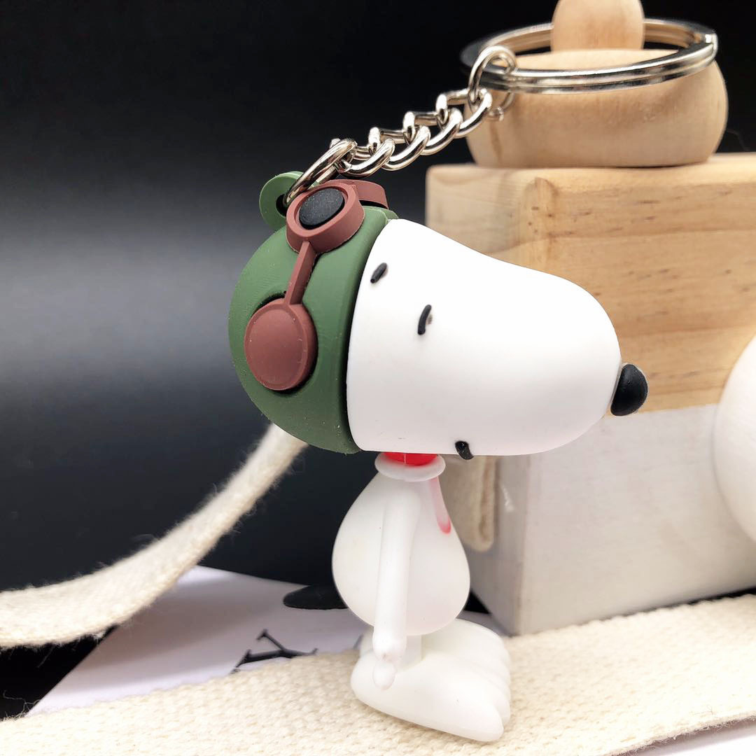 Caricatura encantadora Snoop Charlie llavero mochila infantil colgante muñeca evento de apertura regalos al por mayor