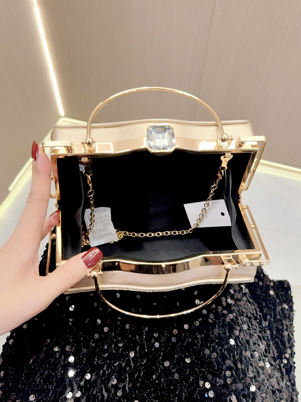 Borsa a mano donna con strass - elegante pochette da sera_voghion.com