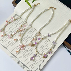 项链;发夹;发簪
