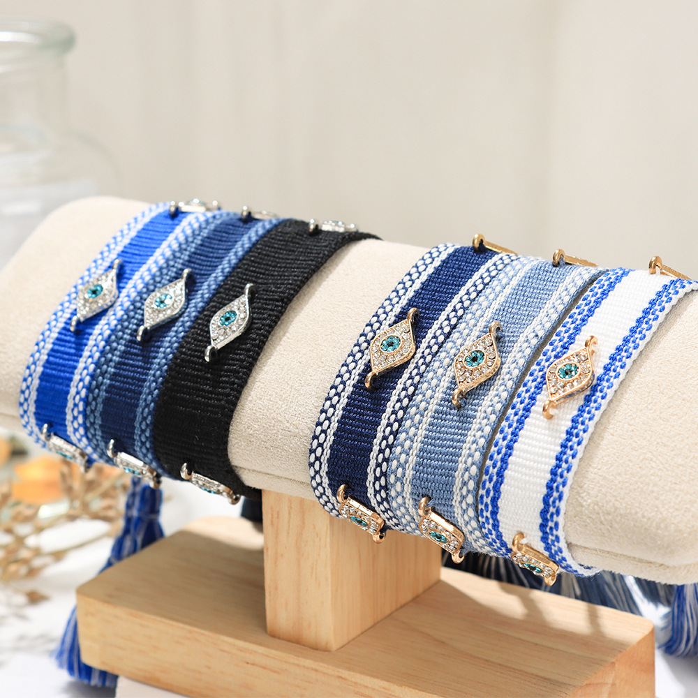 10g Weight Rhinestones Inlay Material Bracelets Classification Polyester Chain Material 1 Piece Quantity Holiday, Daily Occasion Polyester Material Devil's Eye, Heart Shape Pattern Unisex Gender Tassel, Braid, Inlay Design Casual Style Casual Devil's Eye Heart Shape Rhinestones Polyester Wholesale Bracelets 7