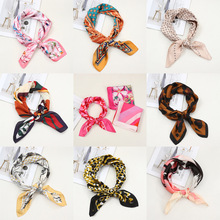 跨境新款方巾丝巾女70cm复古印花仿真丝高级感领巾防晒围巾披肩