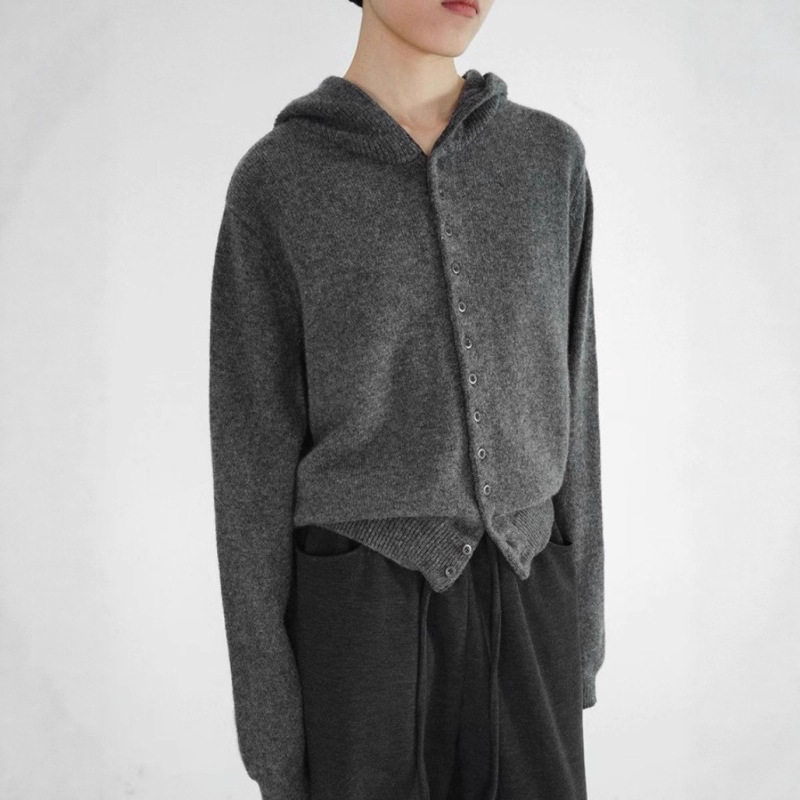 Soft and Elegant Hooded Cashmere Knitted Cardigan for Women Loose Knitted Hooded 100 Wool Sweater Base Sweater Jacket