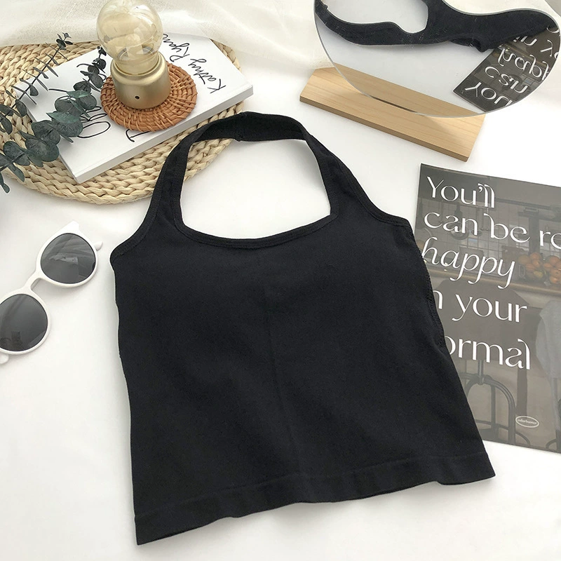 Бра-топ женский slim-fit без рукавов с формованными чашками, укороченный — единый размер