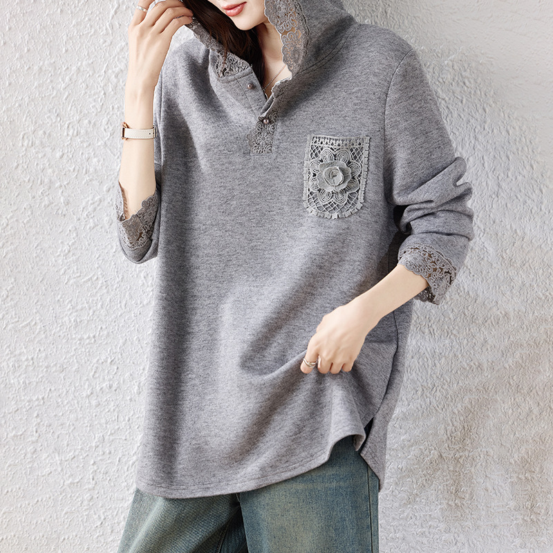 Lace knitted autumn fashionable sweater with hood for leisure