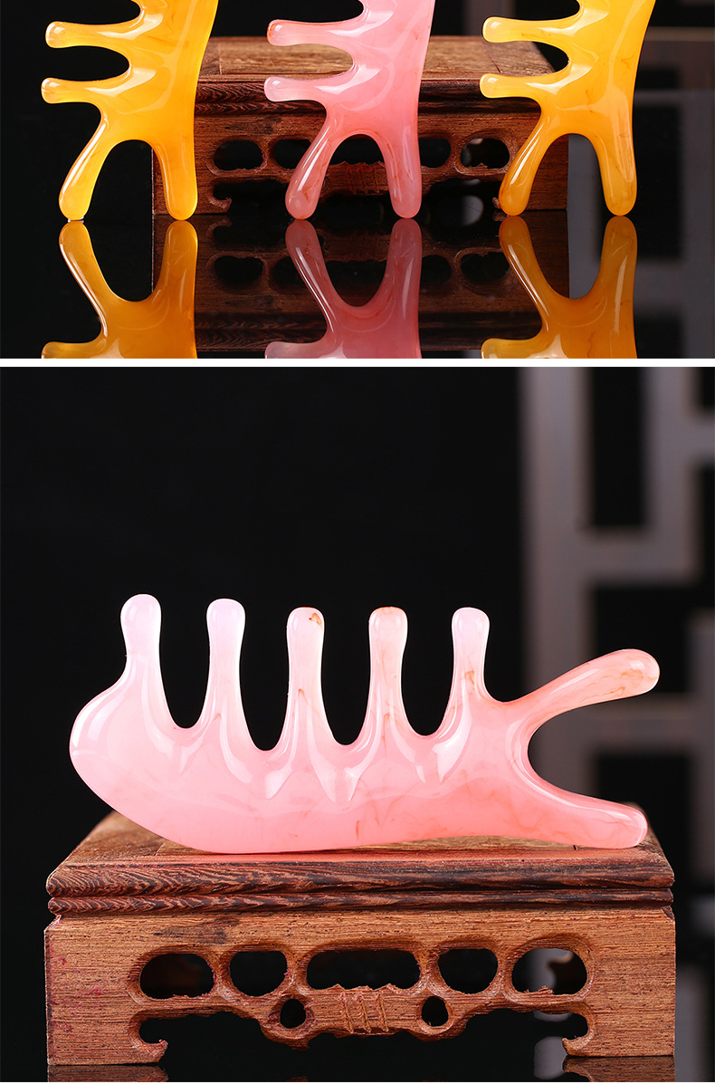 Resin Dolphin Five-Claw Scalp Massage Comb Portable Head Meridian Gua Sha Tool 11 x 5.2 cm in use