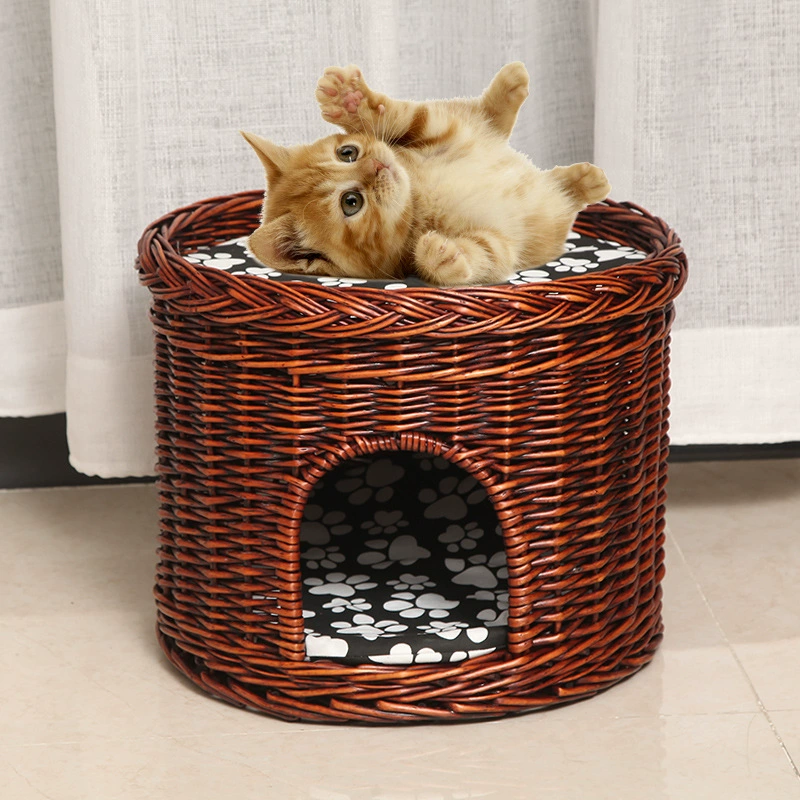 Double-layer universal big villa, woven house, cat