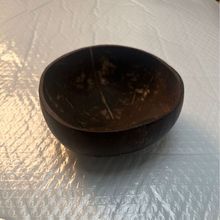 越南天然手工椰子壳碗老椰壳碗厂家源头批发中号套装海南木质沙拉