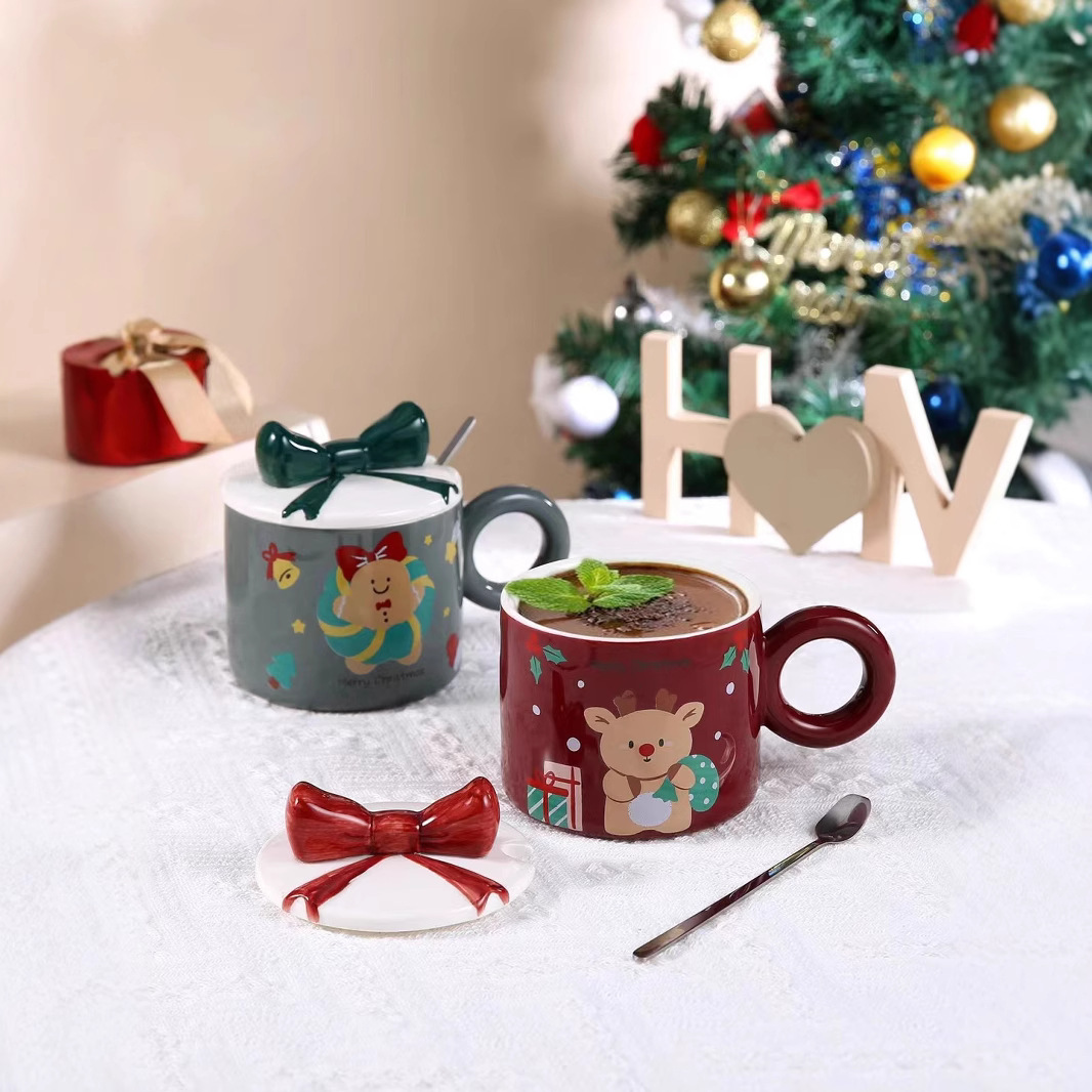 Taza de cerámica de Navidad de estilo nórdico, regalo de arco personalizado, taza de café, regalo de mano, simple taza de agua con tapa