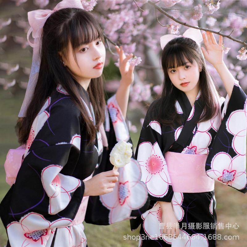 Cherry blossom season Super cute kimono bathrobe Japanese formal wear kimono female Japanese girl style improved kimono