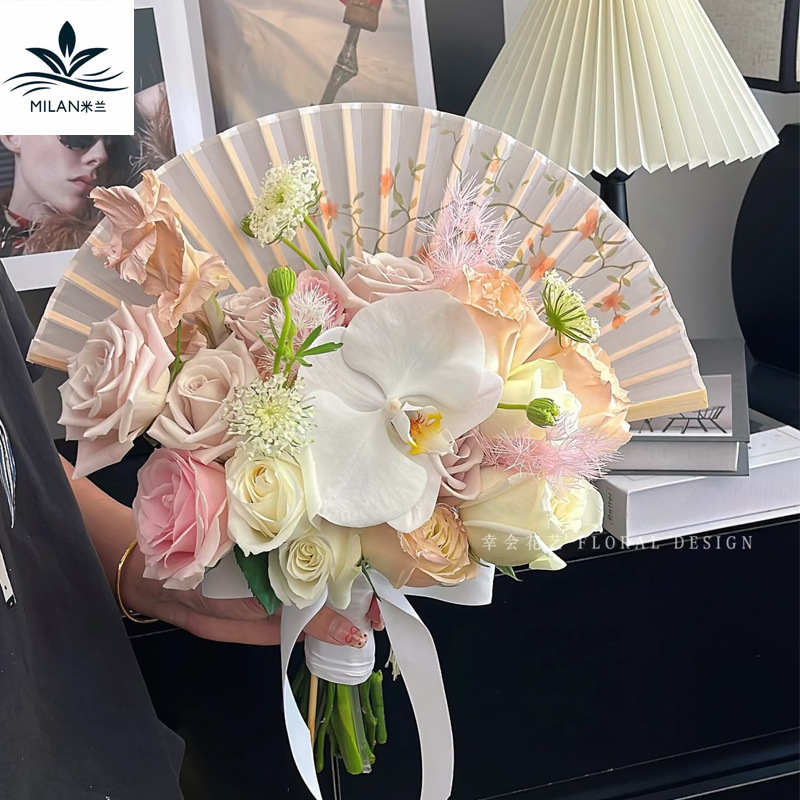 China Wind Bride Fan image 3