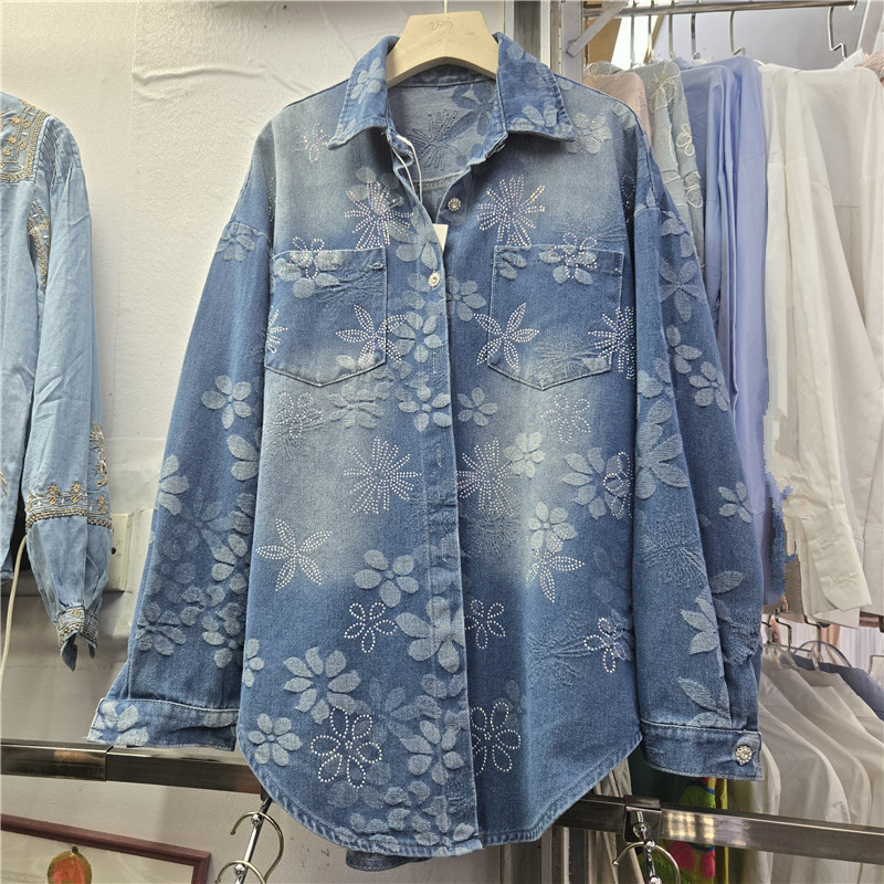 2026 Spring New Heavy Embellishment Rhinestone Floral Jacquard Long Sleeve Denim Shirt Jacket for Women, Loose Mid-Length Top