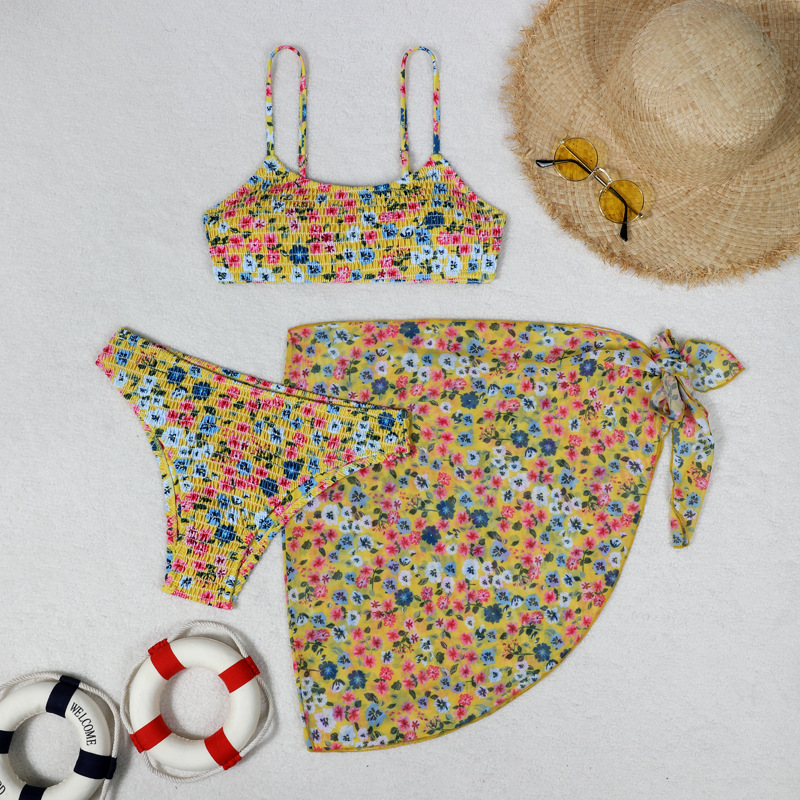 Women's Split Bikini Three-piece Swimsuit Floral Beach Wrap Set_voghion.com