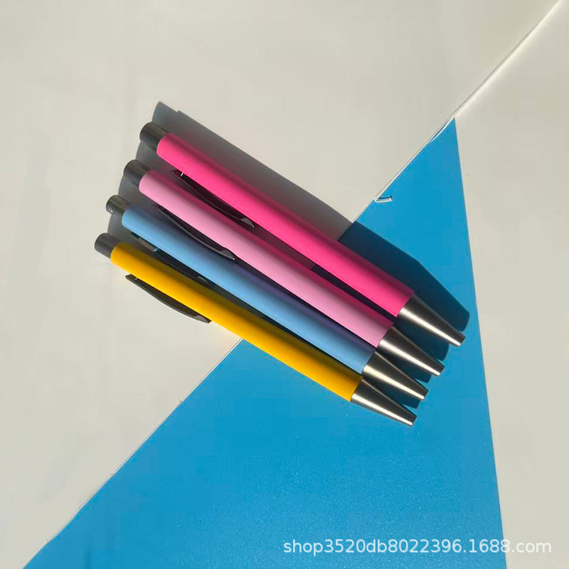 按动圆珠笔批发可镭射logo酒店办公学生广告礼品笔金属多色喷胶笔